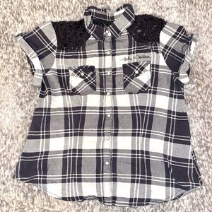 Women’s NWOT Harley Davidson button down shirt